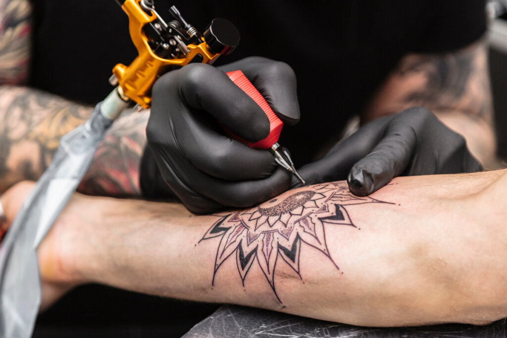 A dor ao fazer uma tatuagem é relativa para cada pessoa