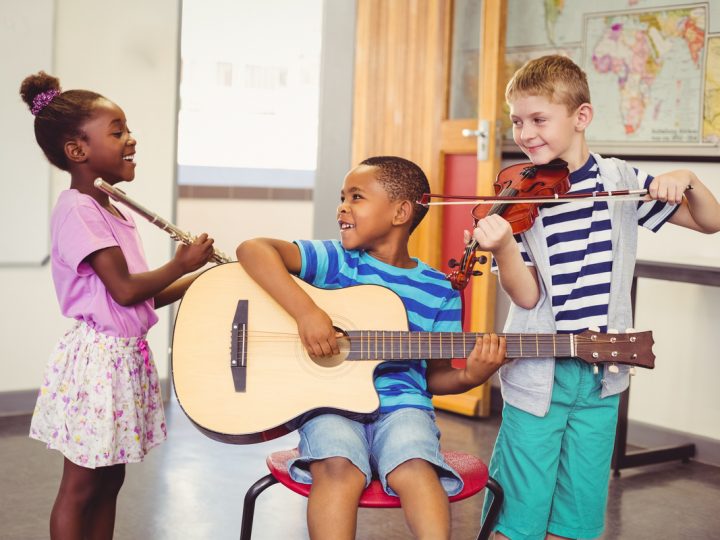 Benefícios da música para o desenvolvimento infantil