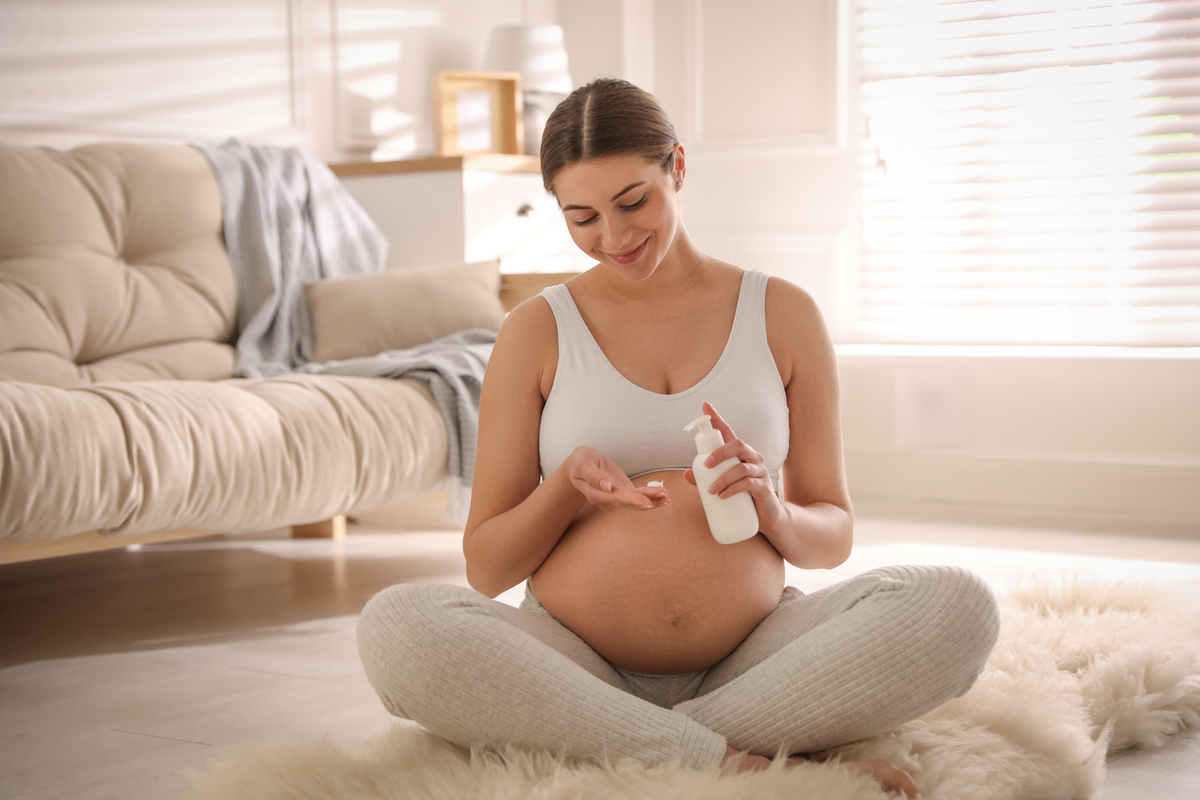 Entenda as mudanças que ocorrem na pele durante e após a gravidez