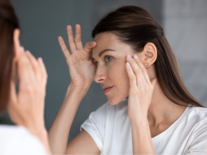 Conheça os efeitos da acne em diferentes fases da vida
