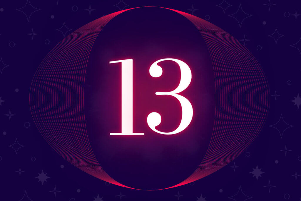 Número 13 com luz neon rosada de sombra
