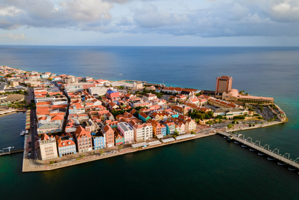 Área comercial da ilha de Curaçao