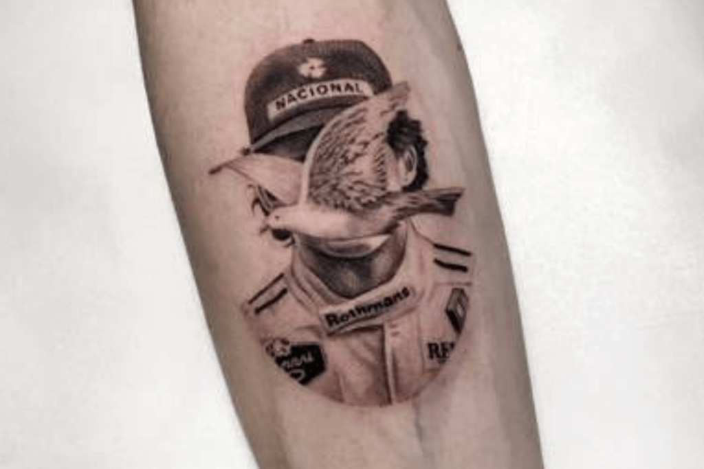 Tatuagem realista do Ayrton Senna