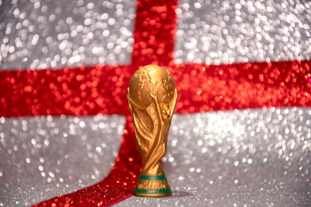Ilustração da bandeira da Inglaterra com a taça da Copa do Mundo em cima