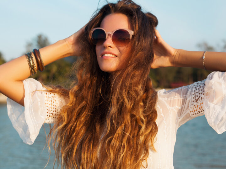 Saiba como cuidar dos cabelos durante o verão