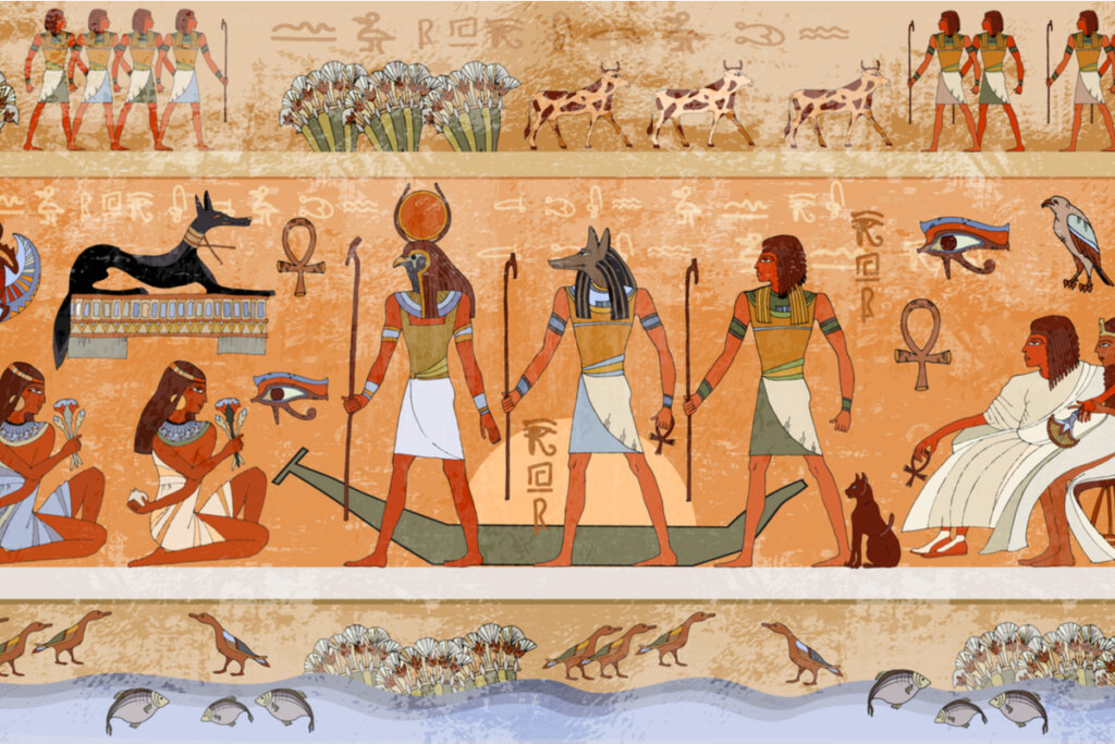 Cena do Egito Antigo. Deuses e faraós. Esculturas hieroglíficas nas paredes exteriores de um templo antigo
