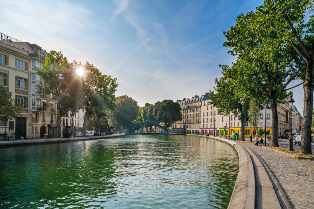 Canal Saint-Martin em Paris 