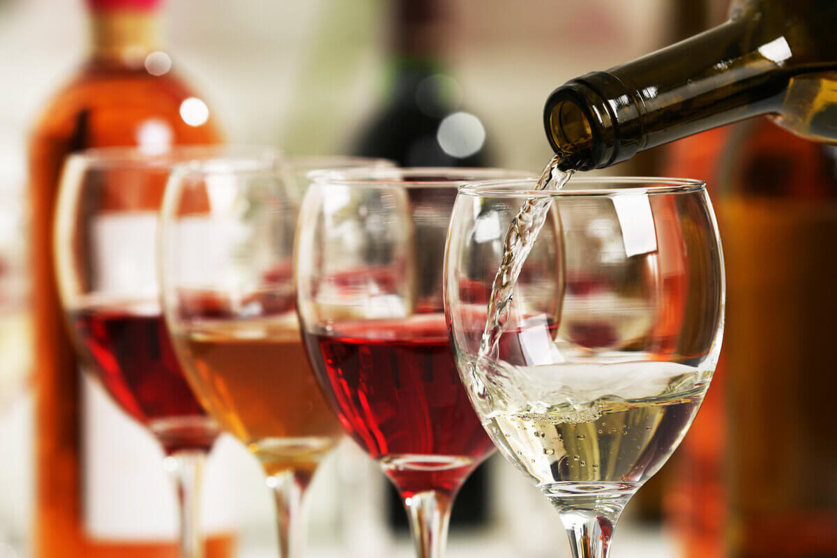 Aprenda a combinar vinhos com as refeições