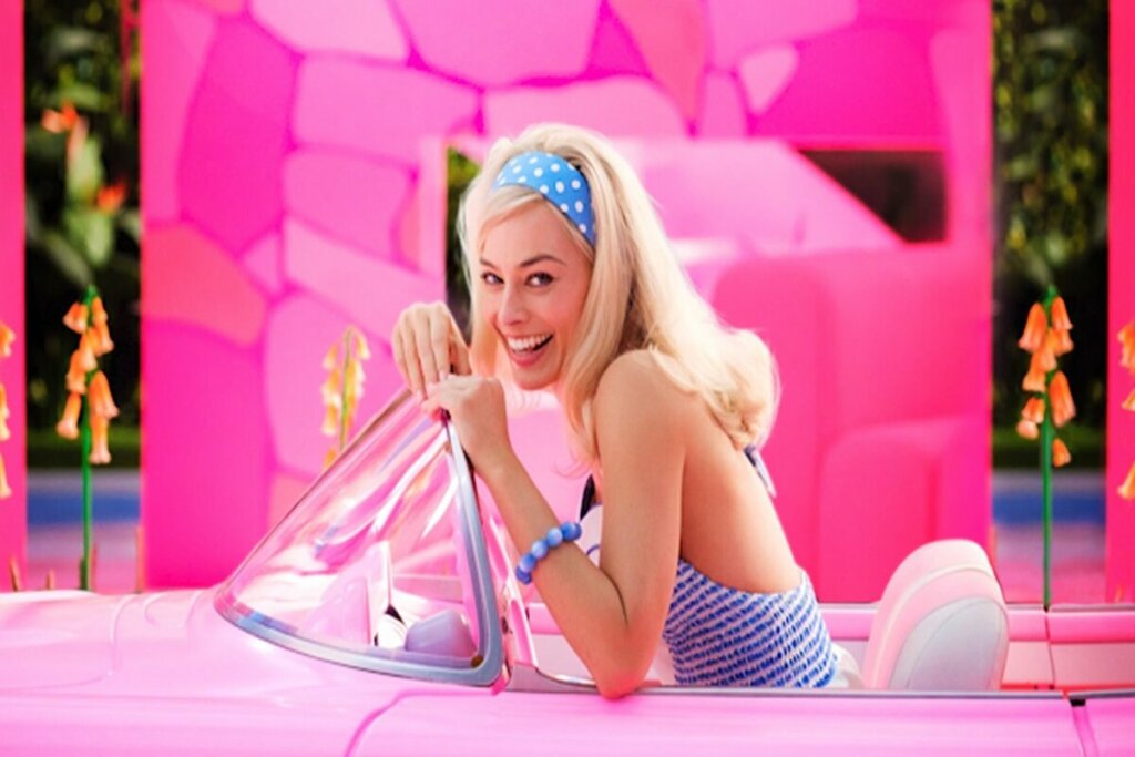 Margot Robbie interpretando Barbie