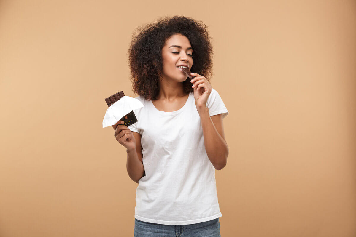 9 benefícios do chocolate amargo para a saúde