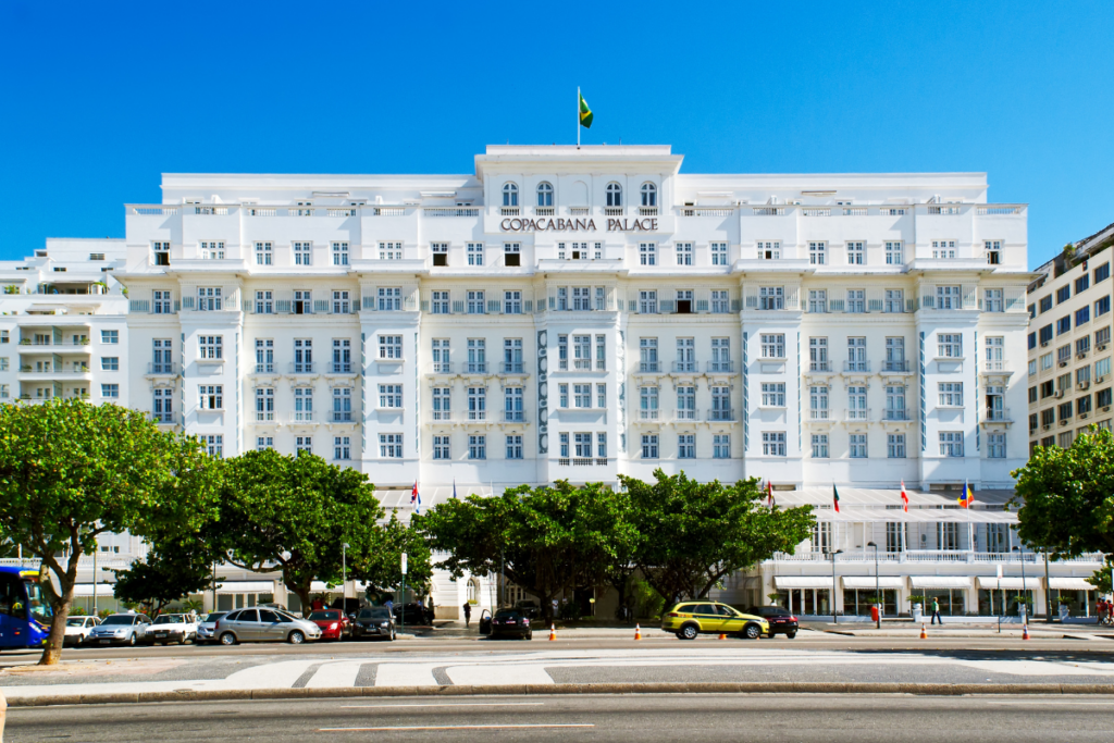 Fachada do hotel Copacabana Palace