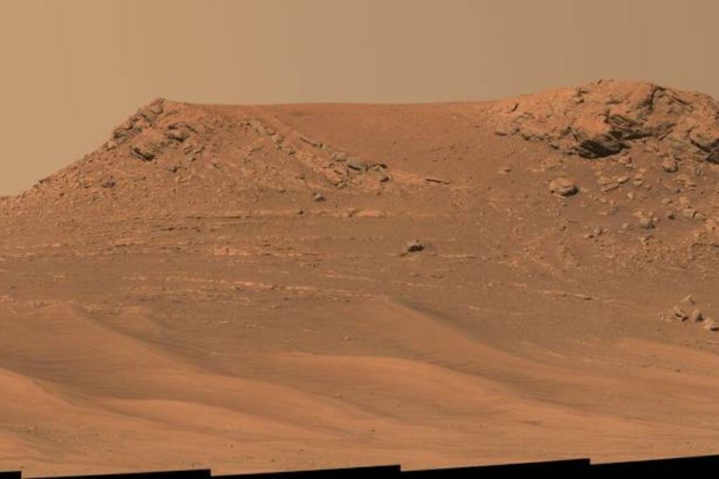 Imagens do solo de Marte com curvas obtidas pela Nasa 
