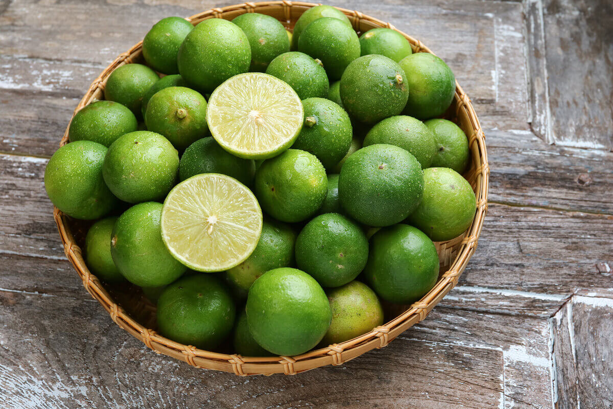 7 mitos e verdades sobre o uso do limão