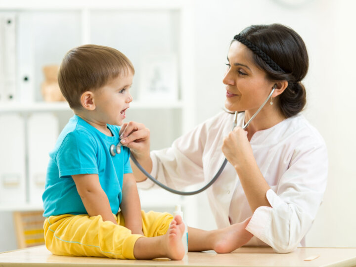 Bronquiolite: veja como prevenir a doença respiratória nas crianças