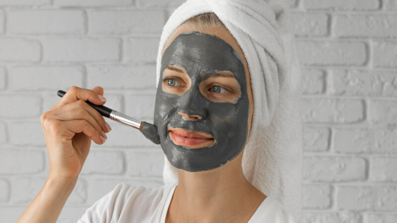 5 tipos de argila para utilizar na pele do rosto 
