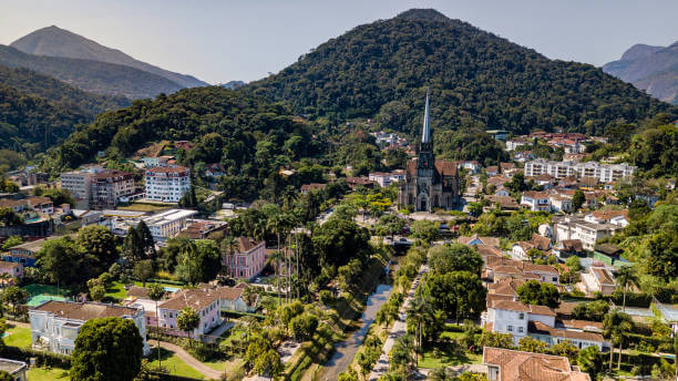 Petrópolis: conheça a cidade que era destino da família real