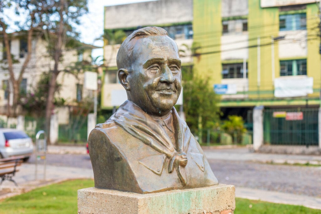 Estátua do busto de Getúlio Vargas