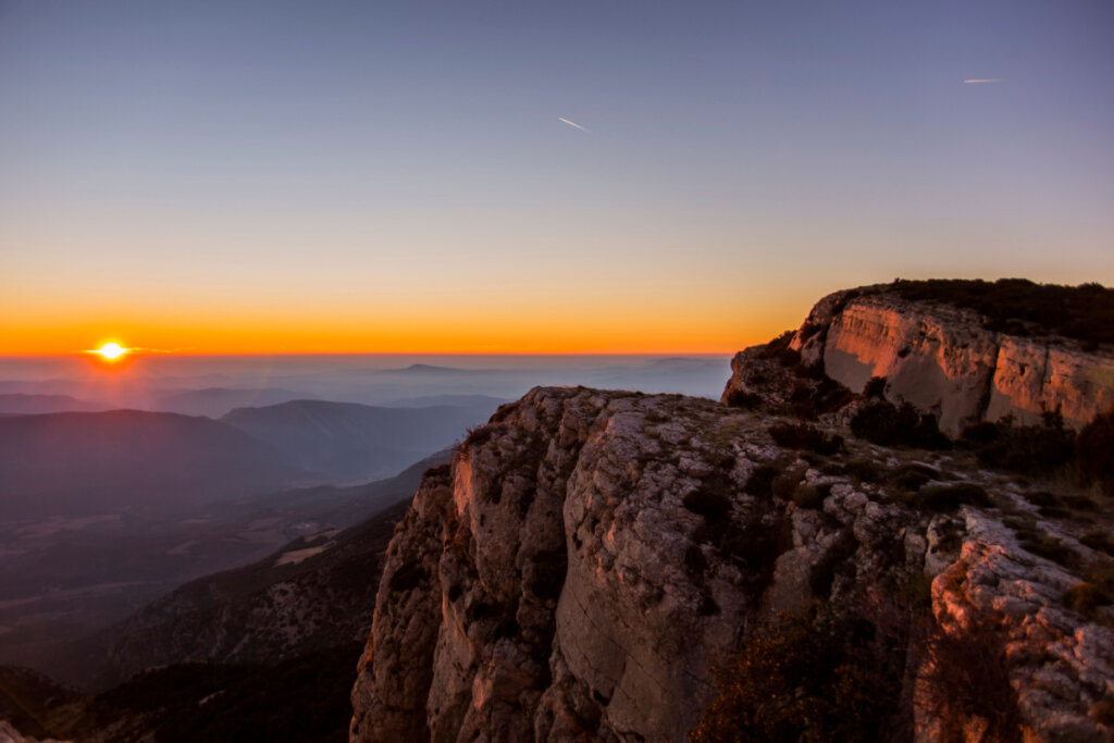 Pôr do sol em Montsec, Lleida, Espanha