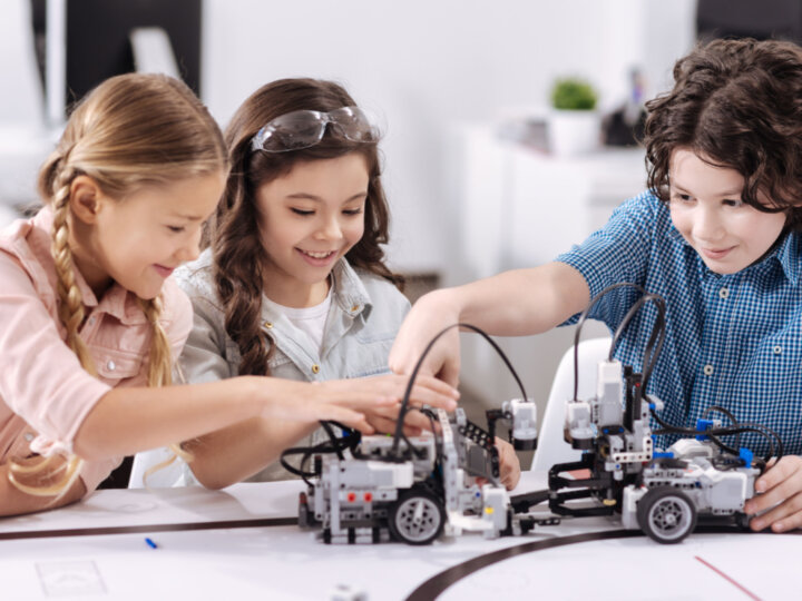 4 benefícios da robótica para o desenvolvimento das crianças