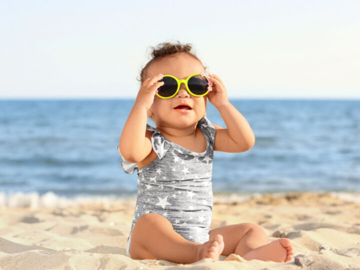 7 cuidados importantes com bebês na praia