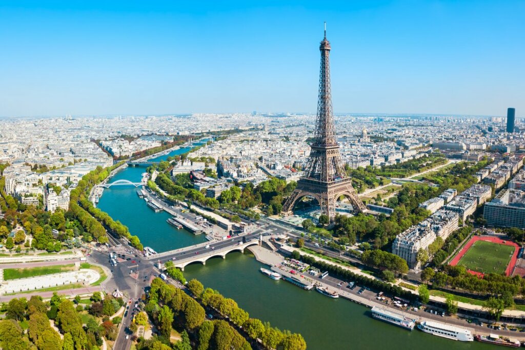 Imagem aérea da cidade de Paris