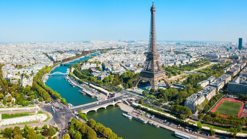 Paris: conheça os encantos da cidade da luz