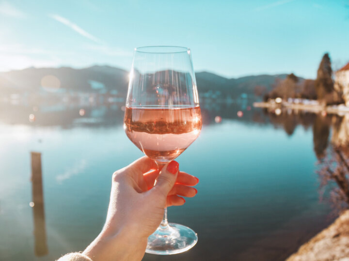 Veja como o consumo moderado de vinho pode ser benéfico para a saúde