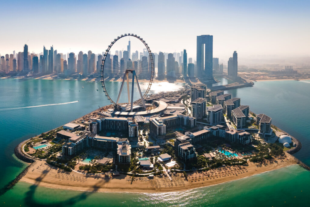 Vista aérea do horizonte da marina de Dubai