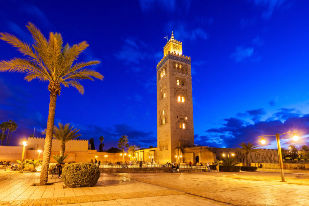 Mesquita Koutoubia à noite