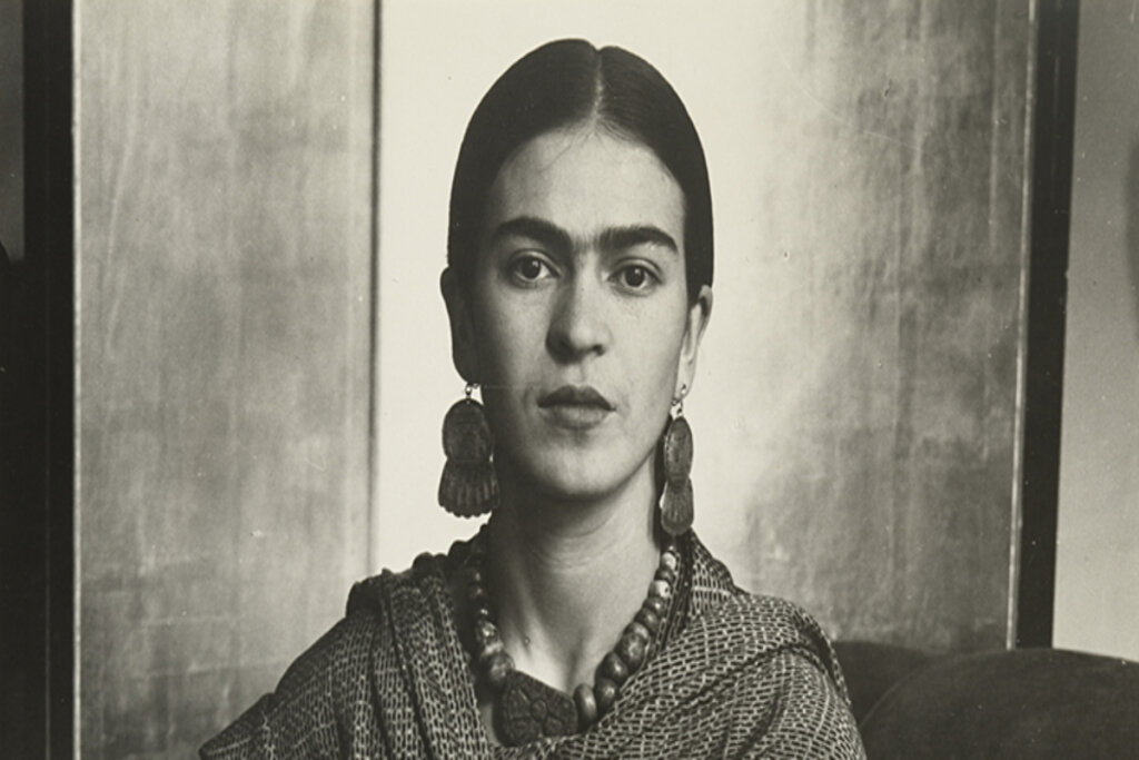 Foto da artista mexicana Frida Kahlo.
