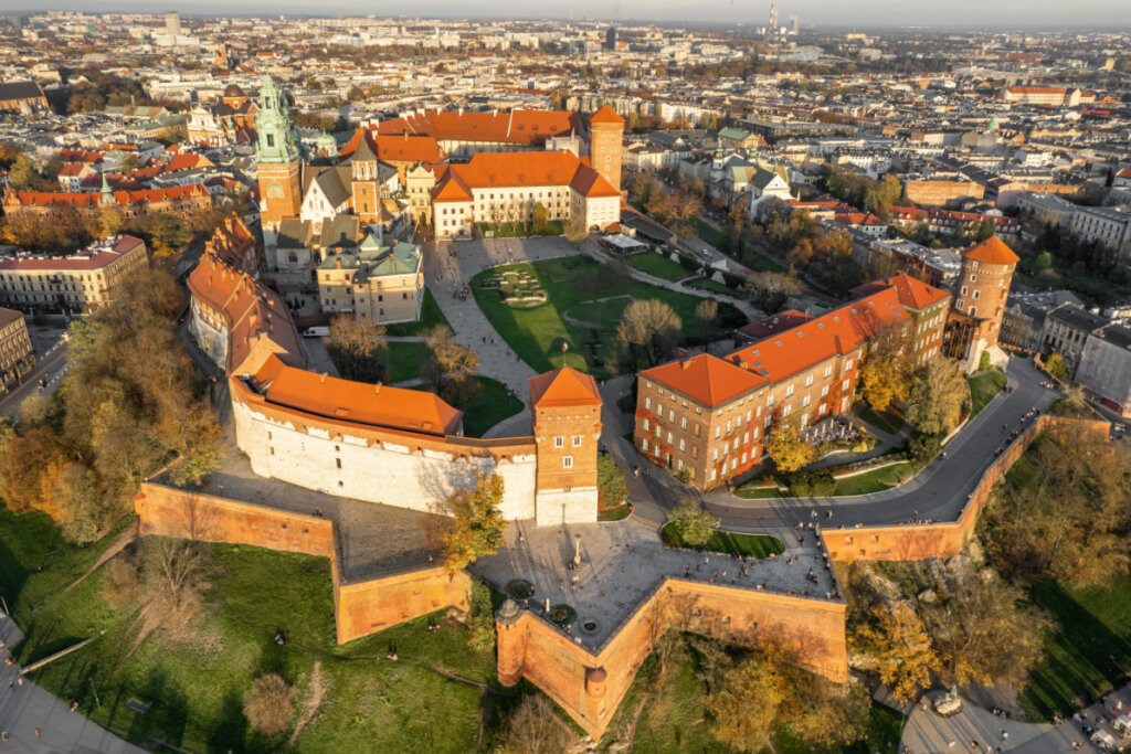 Foto aérea do Castelo de Wawel, na Polônia