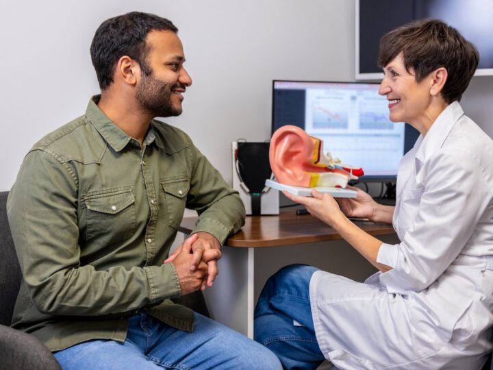 Veja as possíveis causas da tontura e do zumbido no ouvido