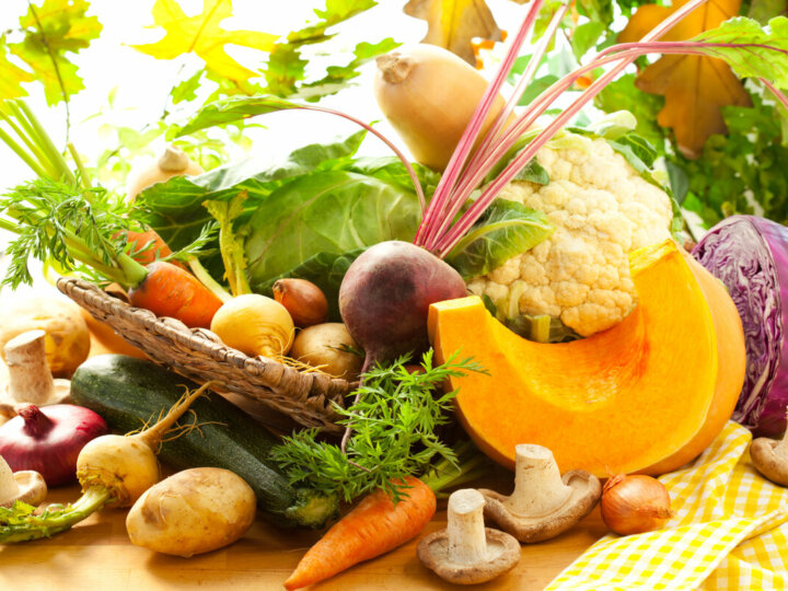 9 frutas e vegetais típicos do outono para inserir na alimentação