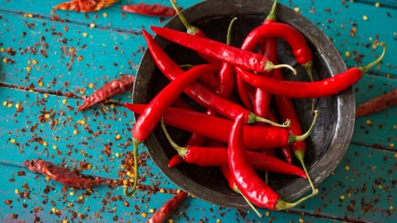 5 benefícios da pimenta e como incluí-la na alimentação