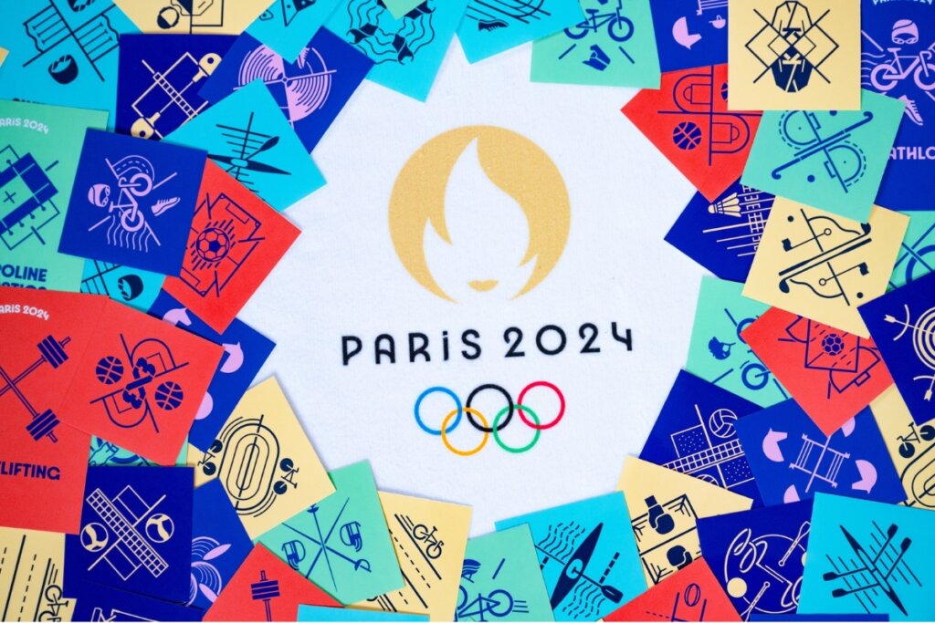 Ilustração colorida com o logo de jogos de Paris 2024