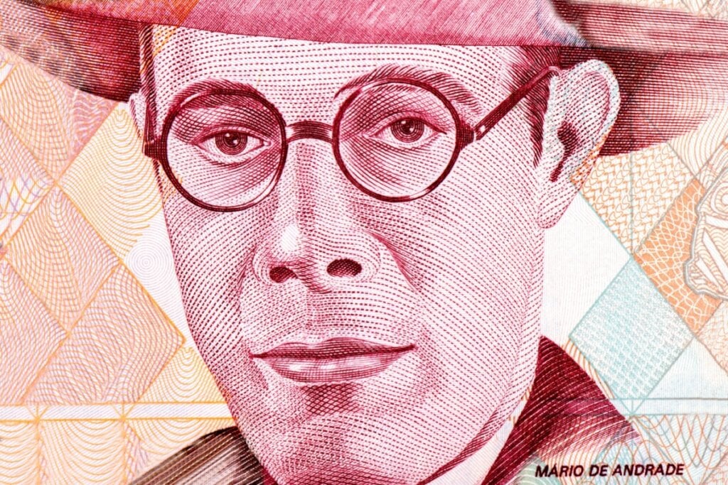 Ilustração do rosto do escritor Mário de Andrade em nota de dinheiro