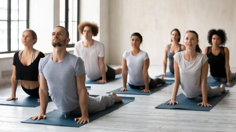 10 dicas importantes para iniciantes na prática de yoga