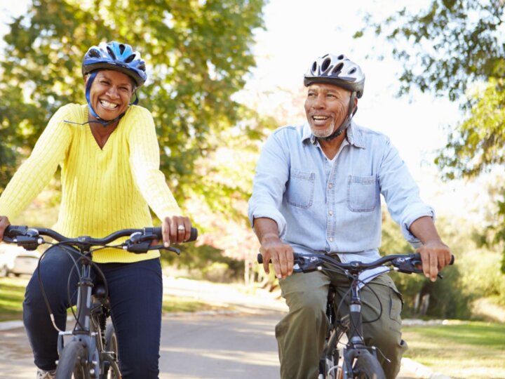 Andar de bicicleta auxilia no tratamento da artrose no joelho