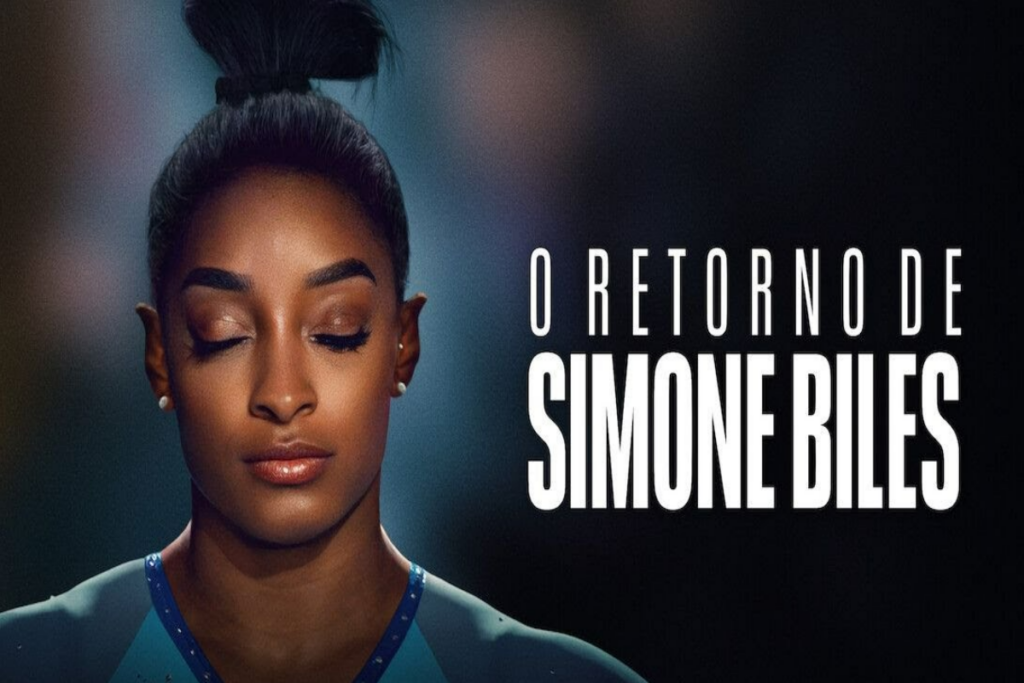 Simone Biles de olhos fechados durante uma competição