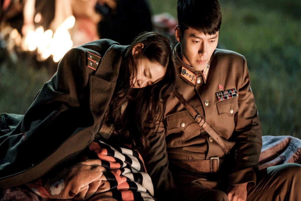 Yoon Se-ri e Ri Jeong-hyeok em "Pousando no Amor"
