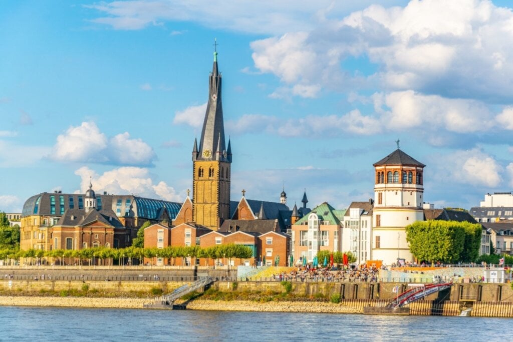 The Parish of Saint Lambertus houses the tombs of Saint Lambert and the remains of Saint Apollinaris, patron saint of the city (Image: trabantos | Shutterstock) 