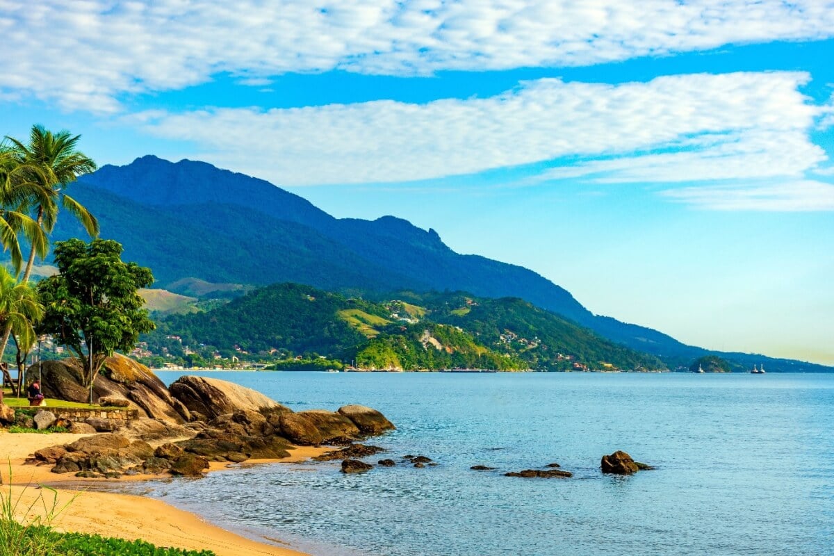 Veja o que conhecer em Ilhabela durante um final de semana