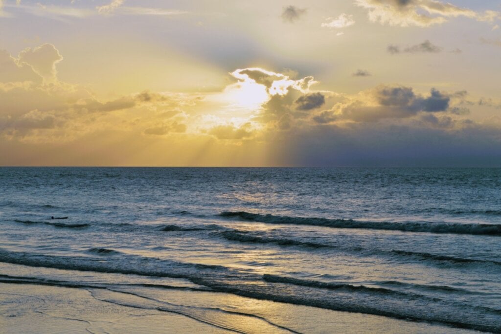 As praias são as principais atrações de Salinópolis (Imagem: MJNeto | Shutterstock)