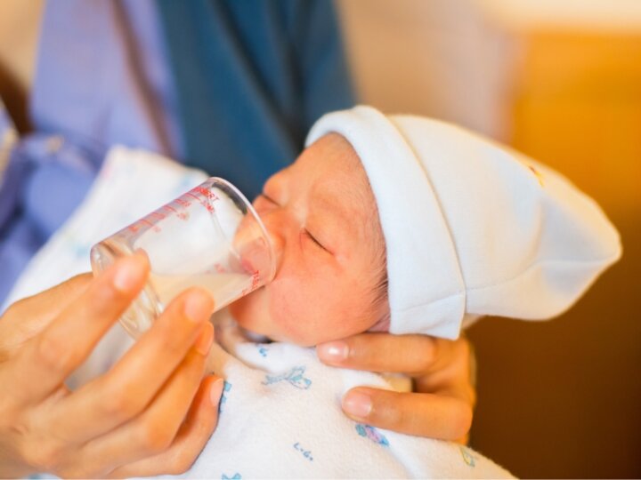 Veja a importância do aleitamento materno para bebês prematuros