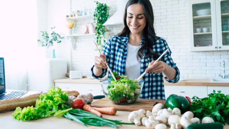 9 emoções relacionadas com o comportamento alimentar