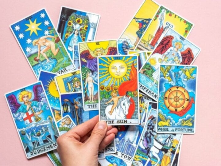 Veja o arcano do tarot de 2025